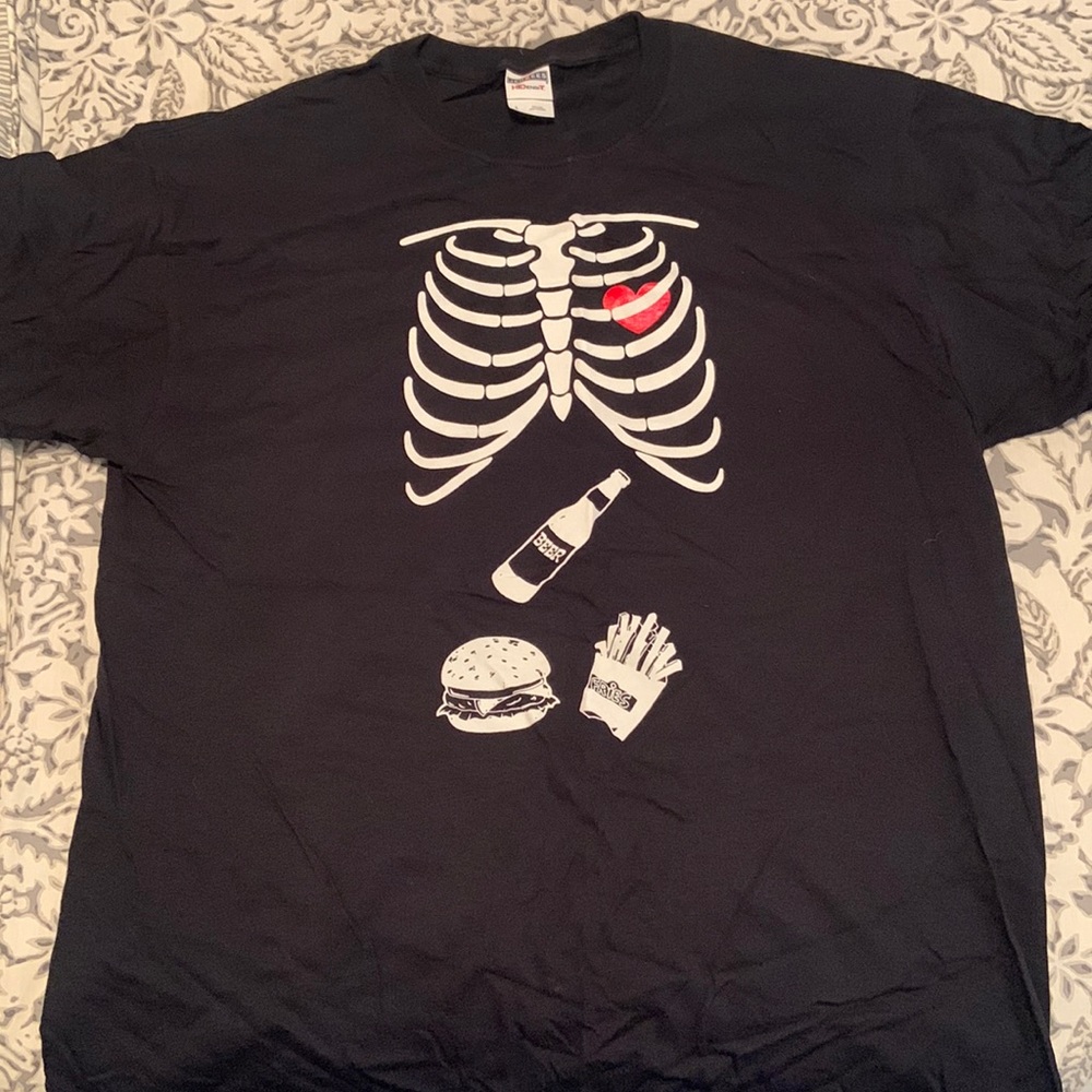 Couples Halloween skeleton pregnancy shirts